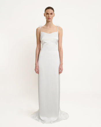 Satin Robe longue à fines bretelles et rubans floraux - Blanc