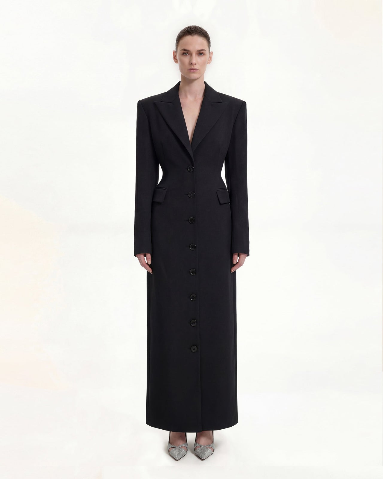 Manteau long ajusté à revers, aux épaules structurées – Noir