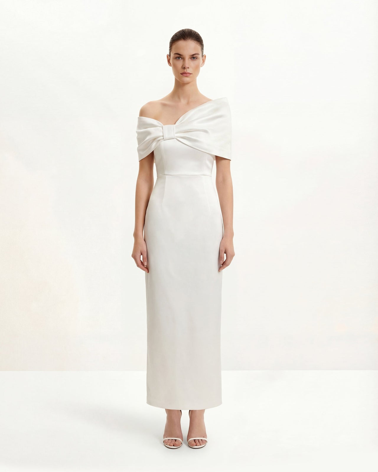 Robe longue satinée asymétrique avec nœud - Blanc