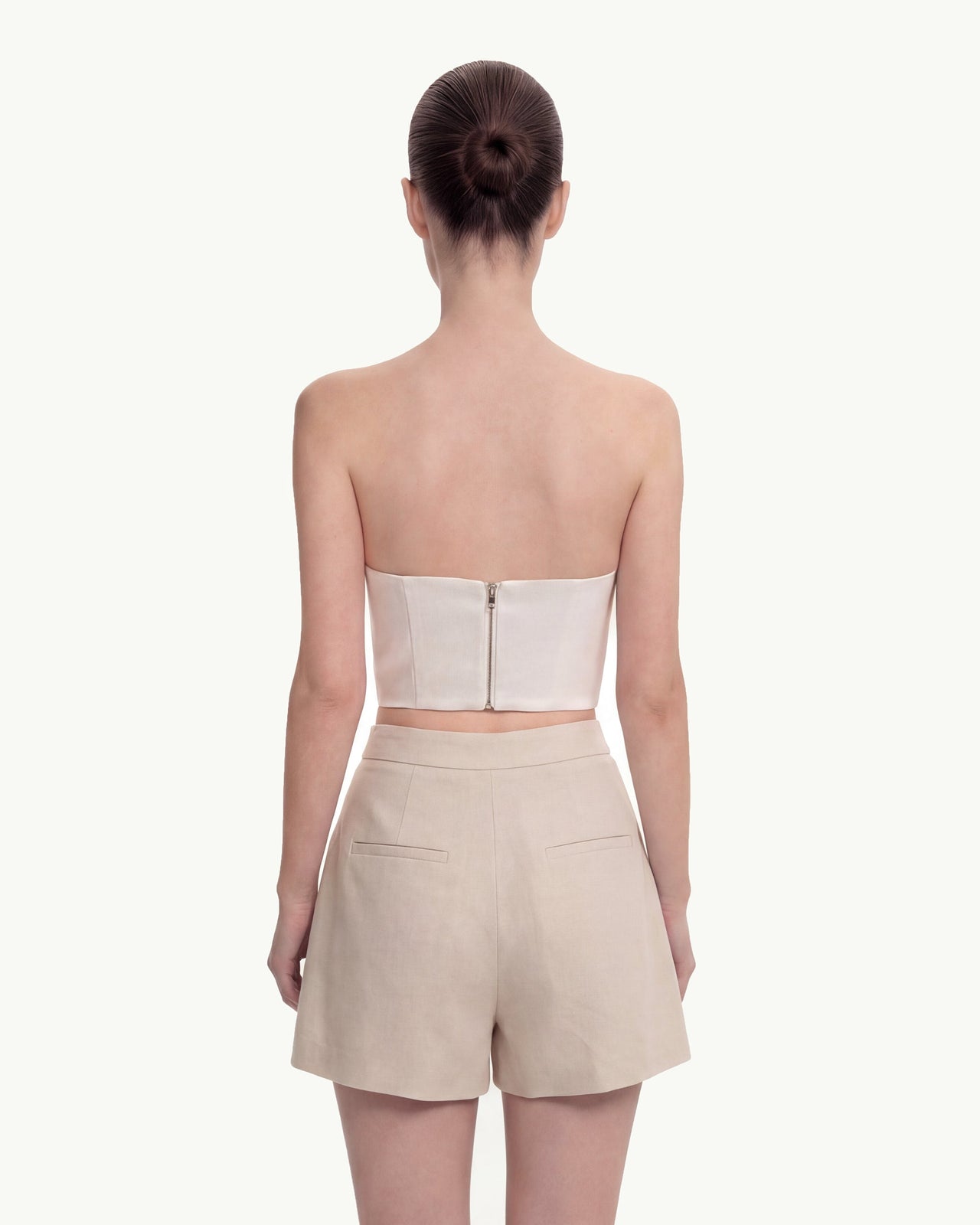 Short ajusté en coton tissé - Beige