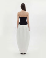 Maxi-robe sculpturale bustier à empiècements monochromes - Noir