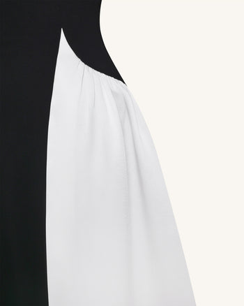 Maxi-robe sculpturale bustier à empiècements monochromes - Noir