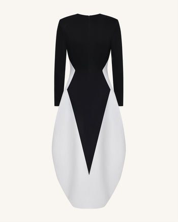 Robe longue monochrome à empiècements, col V plongeant et manches longues - Noir