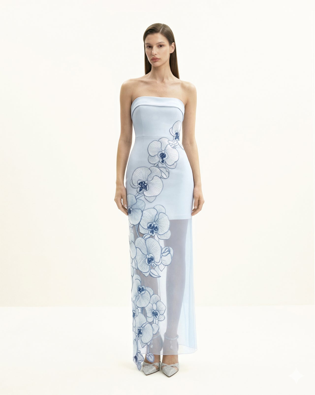 Robe brodée d'orchidées – Bleu Clair