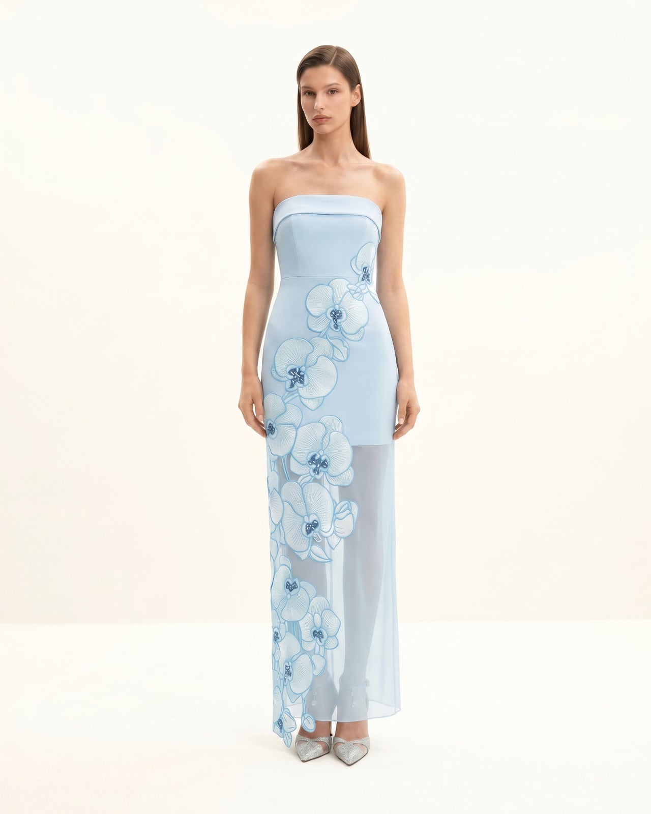 Robe brodée d'orchidées – Bleu Clair