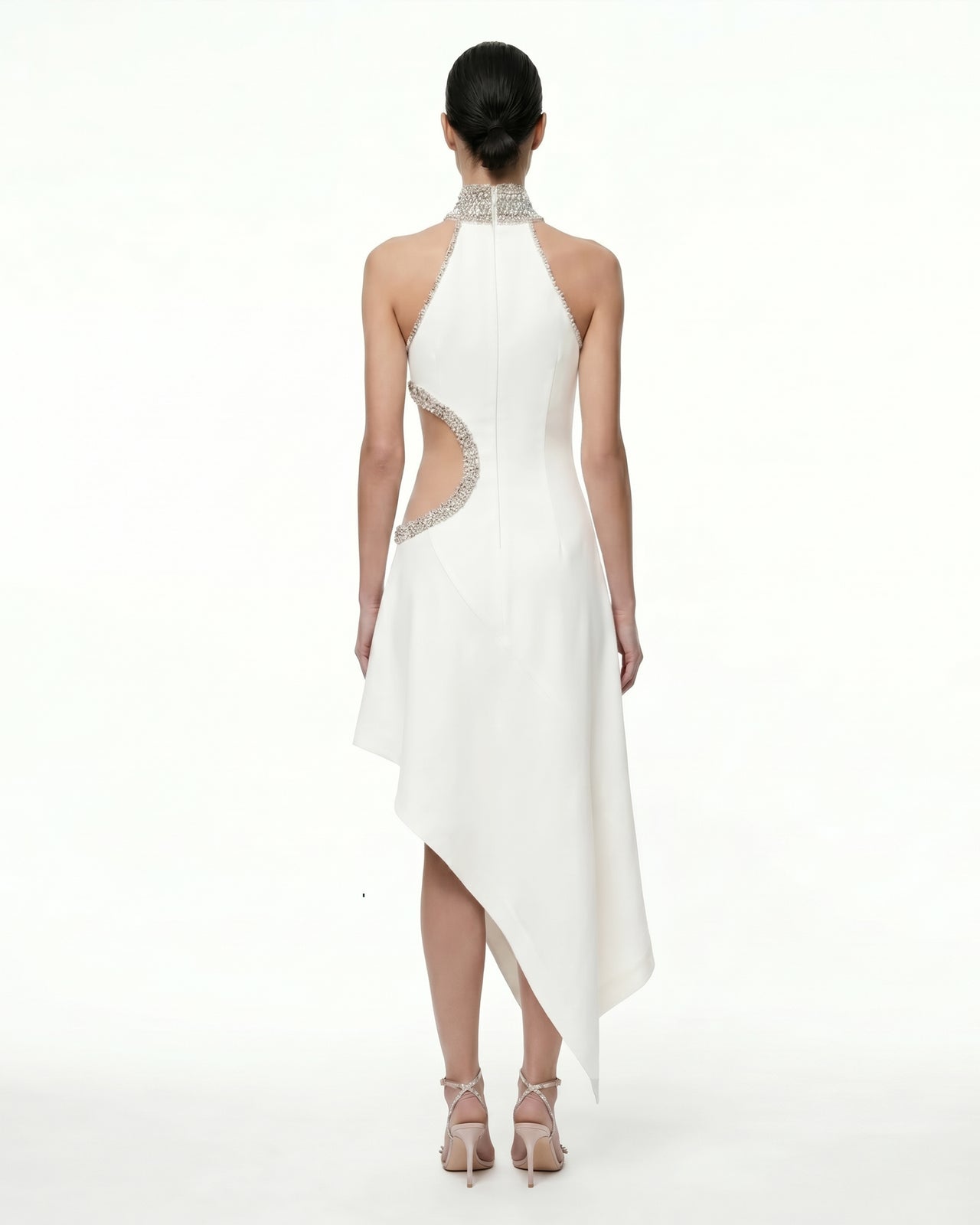 Robe à col montant ajourée avec ornements bijoux Floral - Blanc