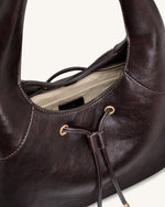 Celandra Sac hobo à cordon de serrage - Marron foncé