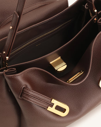 Sac à bandoulière à double boucle texturé Rhea - Marron foncé