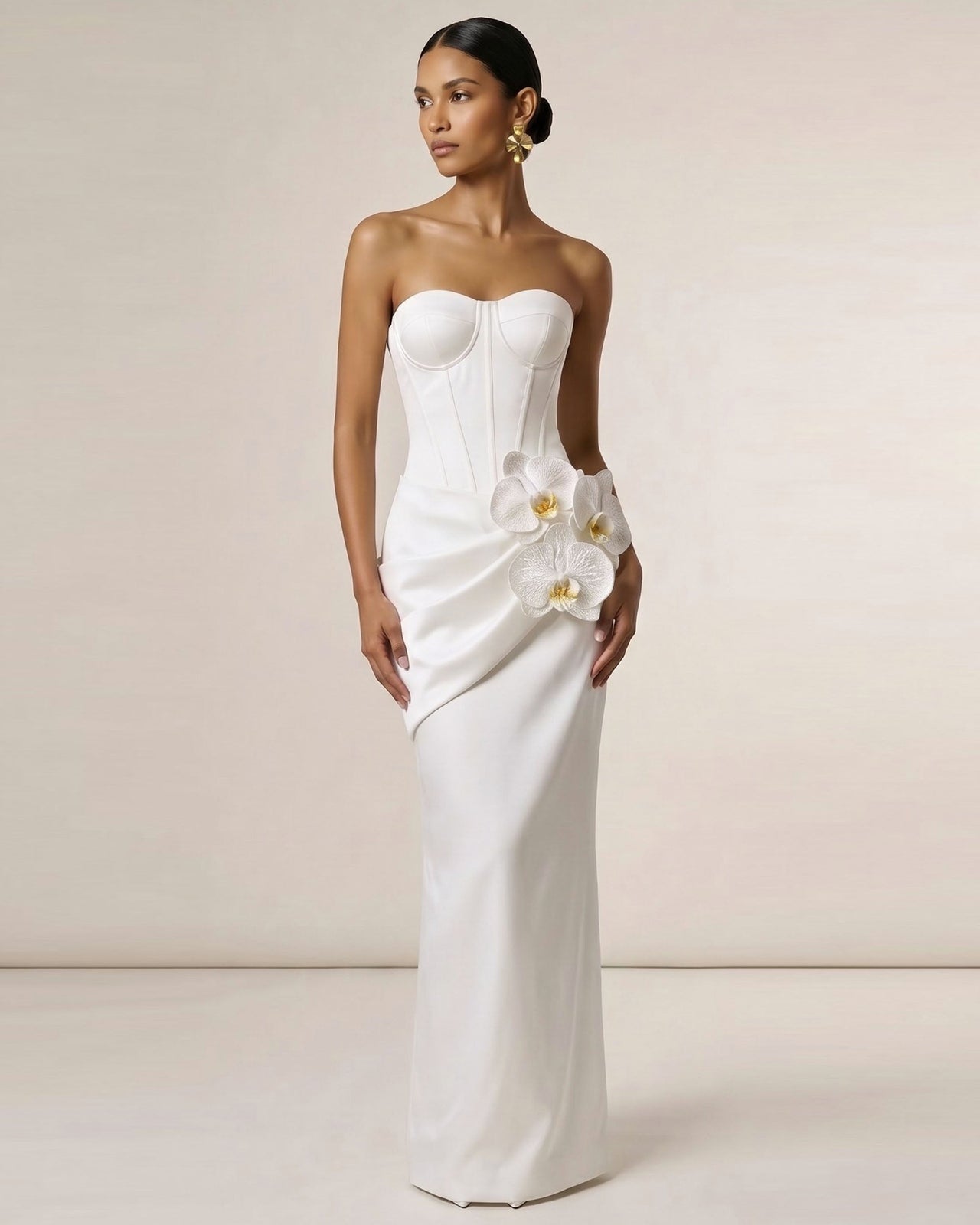 Robe longue corset à ornements orchidées - Blanc