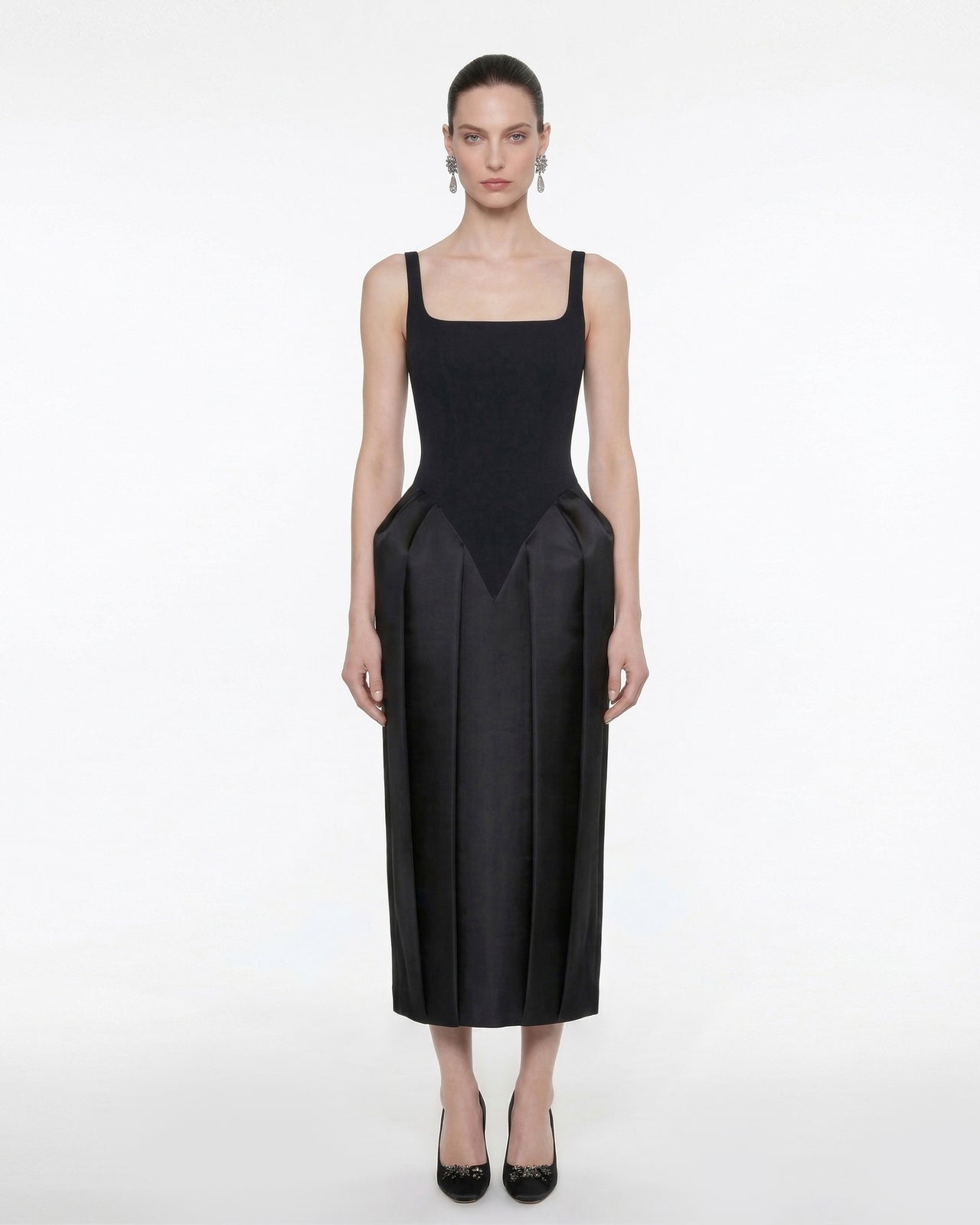 Robe midi à col carré et paniers - Noir