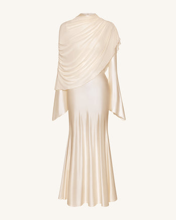 Robe longue de soirée moulante froncée avec châle transparent - Crème