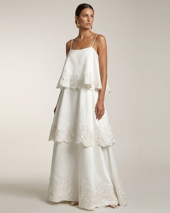 Robe longue à étages et broderies orchidées - Blanc