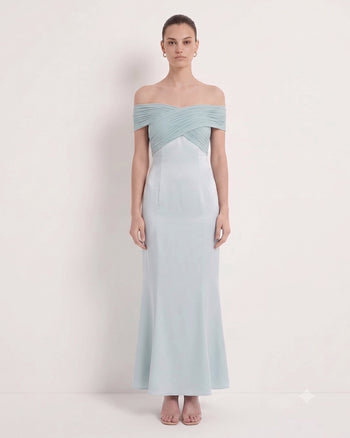 Robe longue dos nu croisé en satin plissé - Bleu poudré