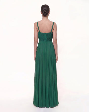 Iris Robe longue brodée à col en V et plis - Vert émeraude