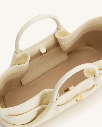 Maeve Sac cabas avec breloque teckel en métal – Effet croco ivoire