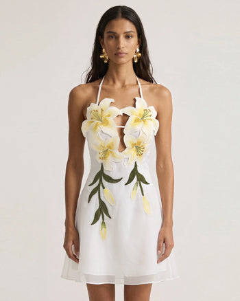 Robe courte dos nu brodée de lys - Blanc