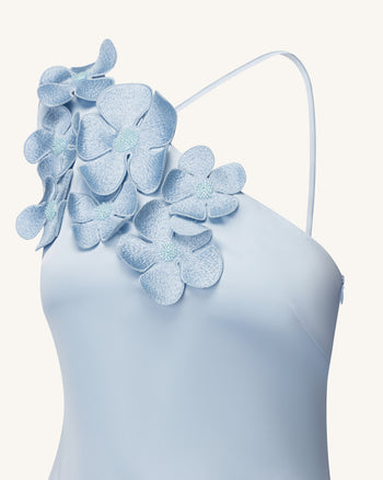 Robe longue à une épaule avec appliqués floraux - Bleu clair