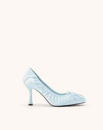 Solenne Escarpins froncés à nœud en satin - Bleu