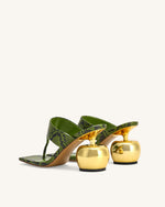 Tongs à talons Naomi – Effet peau de serpent vert