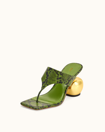 Tongs à talons Naomi – Effet peau de serpent vert
