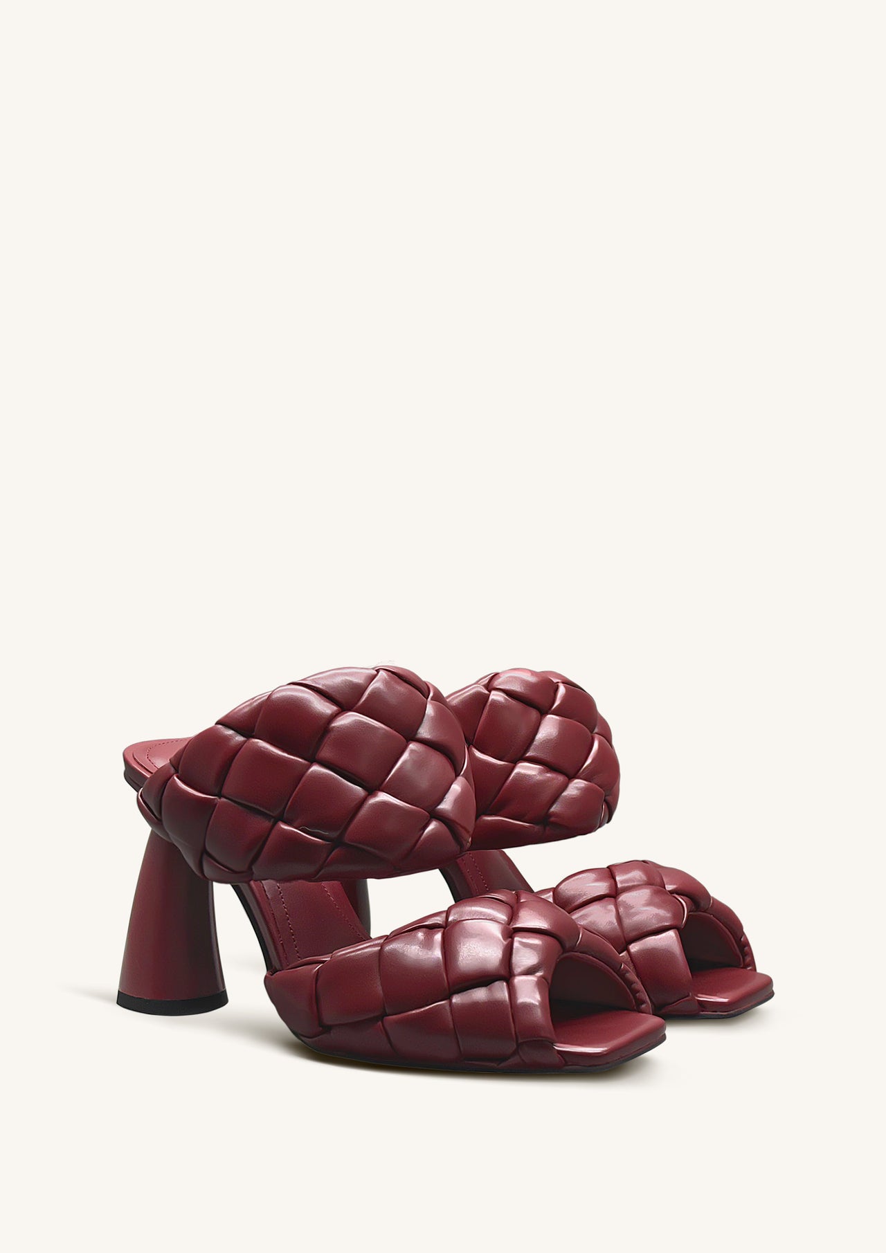 Mules à talon en cuir tressé Lillian – Bourgogne