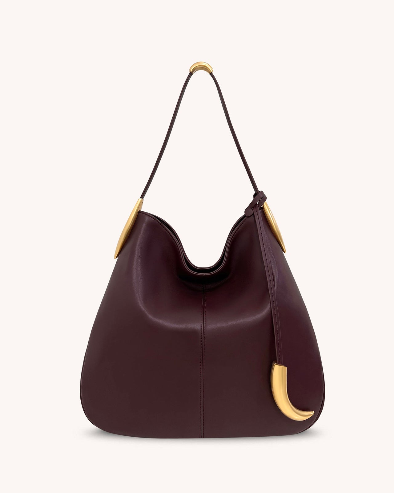 Sac hobo Nina avec breloque en métal – Bordeaux