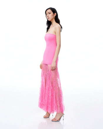 Robe en dentelle florale Evadne – Rose