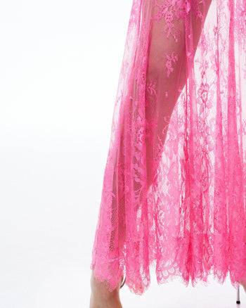Robe en dentelle florale Evadne – Rose