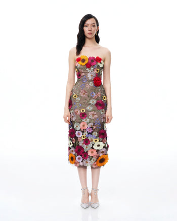 Robe maxi brodée à fleurs 3D Isolde – Noir multicolore