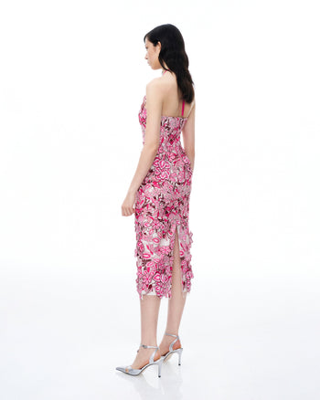 Robe longue dos nu brodée à fleurs Fiora – Rouge rosé