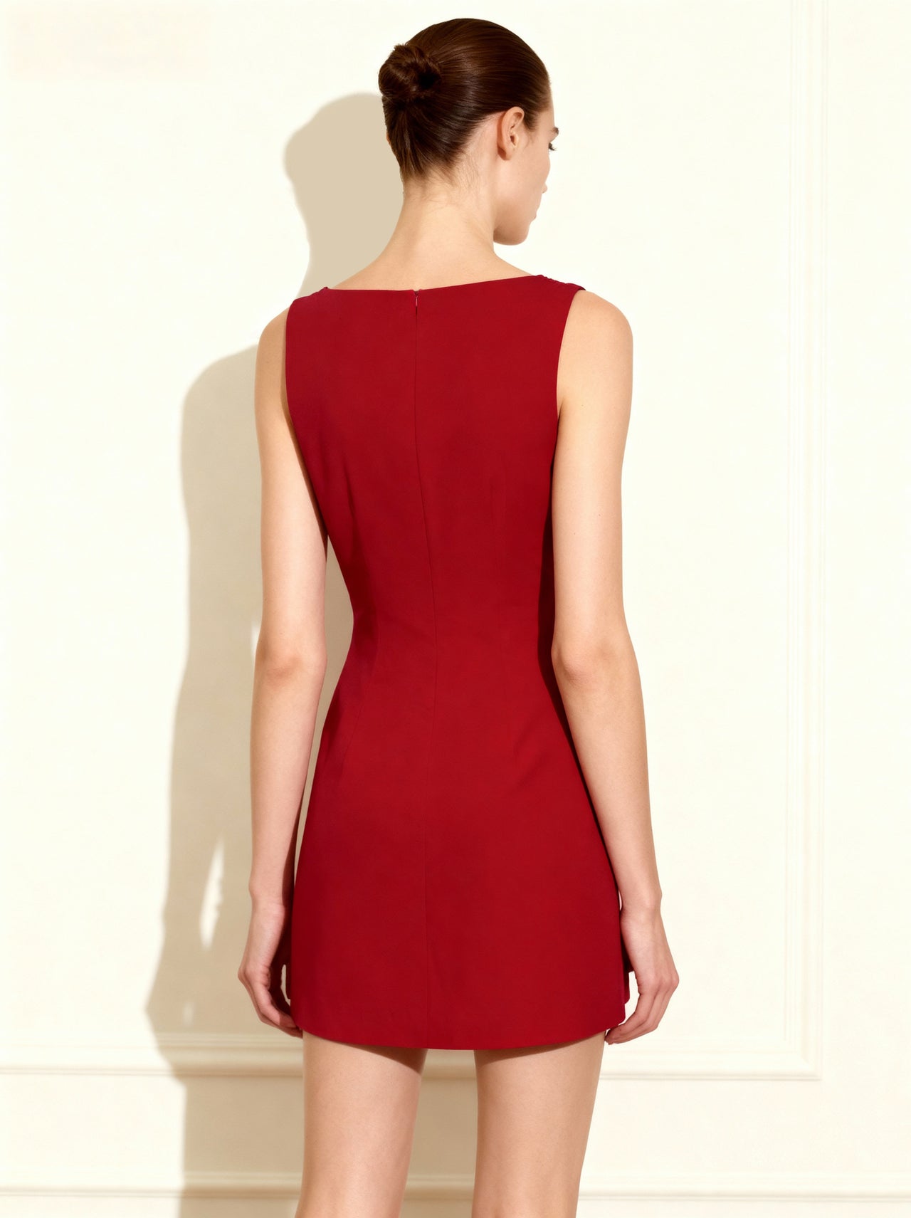 Mini-robe fourreau à appliques florales 3D - Rouge