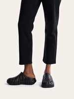 La sabots à plateforme Tara Leaf - Noir