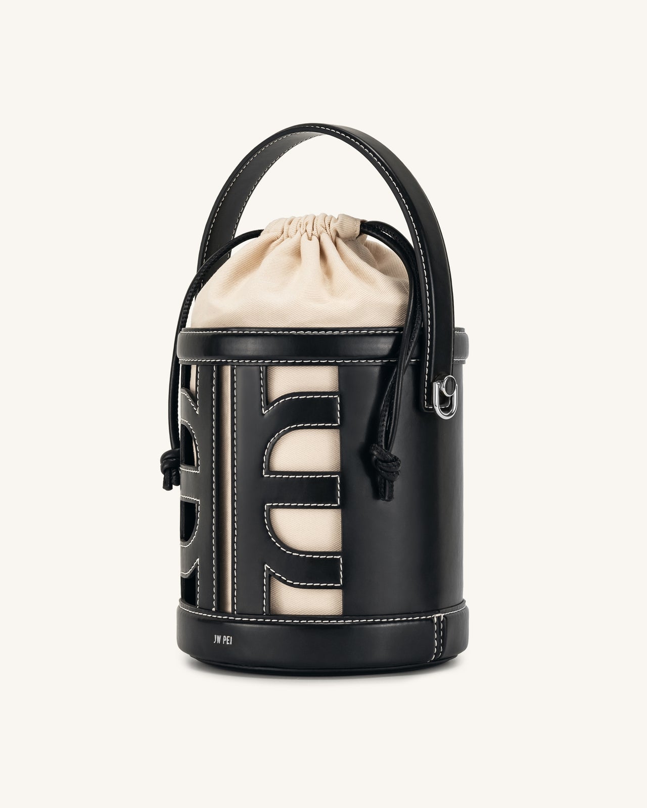 Sac à seau en cuir FEI à découpes - Noir