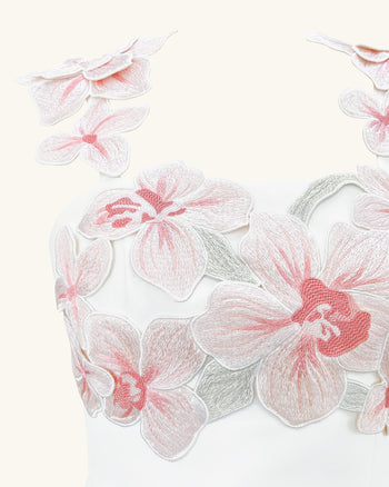 Robe brodée de fleurs - Blanc/Rose