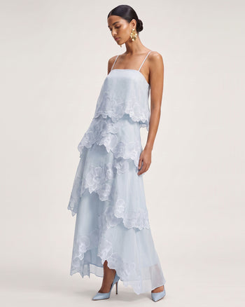 Robe longue superposée brodée d'orchidées - Bleu clair