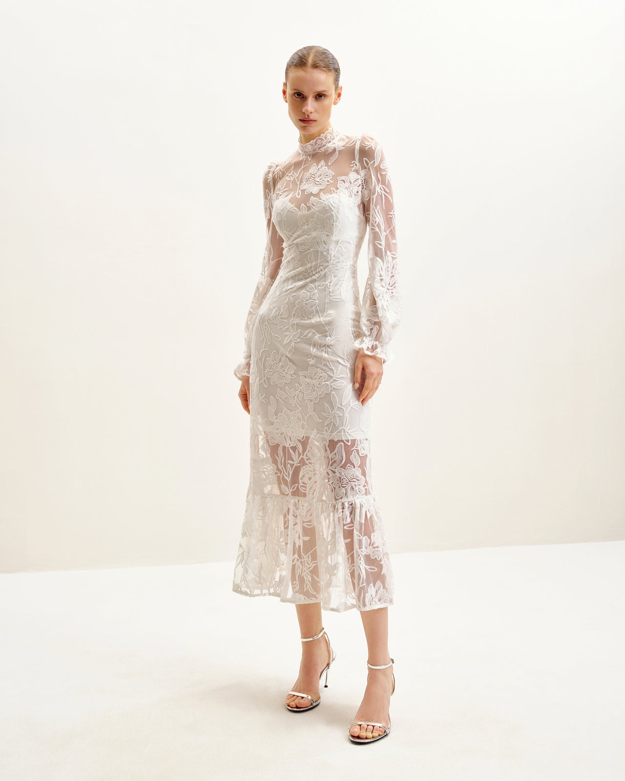 Robe midi élégante en dentelle - Blanche
