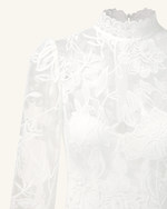 Robe midi élégante en dentelle - Blanche