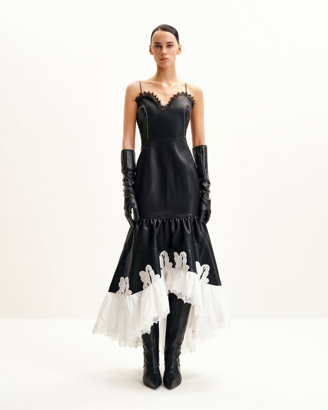 Robe en cuir Zora avec bordure en dentelle - Noir