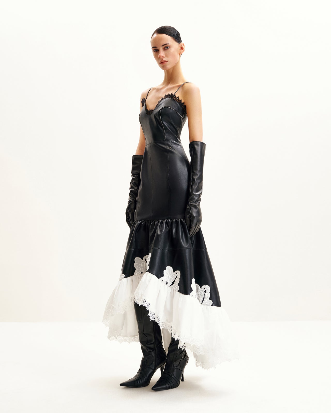 Robe en cuir Zora avec bordure en dentelle - Noir