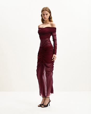 Robe Élégante à Volants Décolletée Emily – Rouge