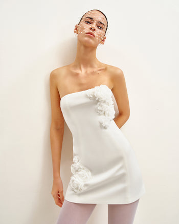 Robe Sans Bretelles Élégance Florissante - Blanche