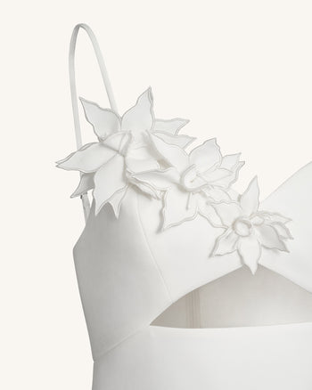 Robe Contour Bloom-Cut - Blanche