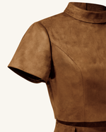 Ensemble Grace en faux suède - Crop top et jupe courte - Camel
