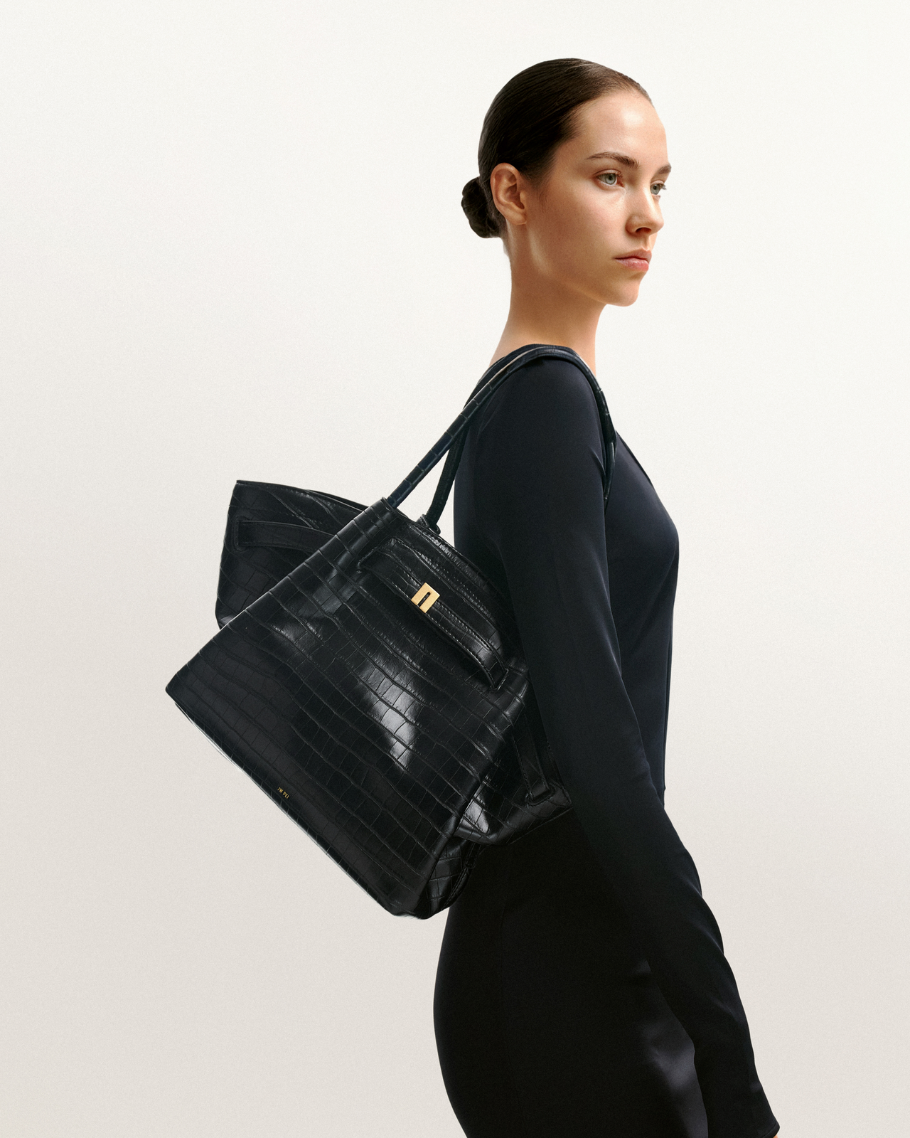 Hana Sac Cabas Moyen – Croco Noir