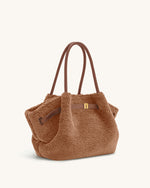 Sac cabas moyen en fausse fourrure Hana – Marron café