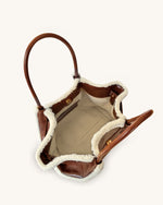 Sac cabas moyen à garniture imitation peau de mouton Hana – Marron