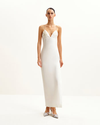 Robe longue blanche Ayliua avec décolleté en cœur orné de strass - Blanc