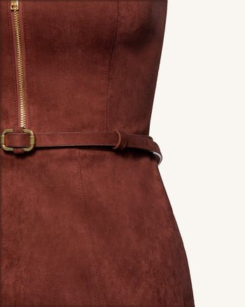 Robe mini à col halter zippée sur le devant en suédine – Bordeaux