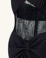 Robe longue froncée à empiècement en dentelle - Noir