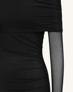 Robe longue sirène froncée à épaules dénudées et manches en maille - Noir